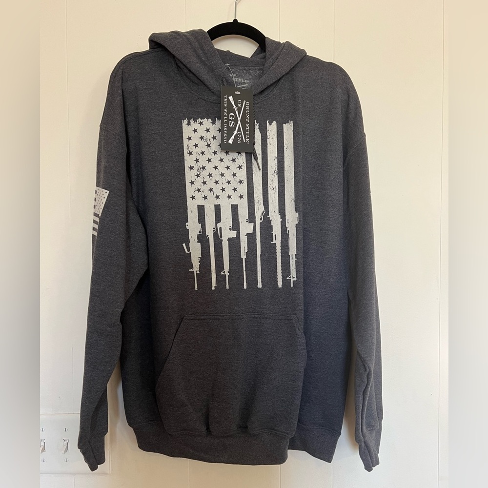 Men’s Grunt Style size large sweatshirt NWT